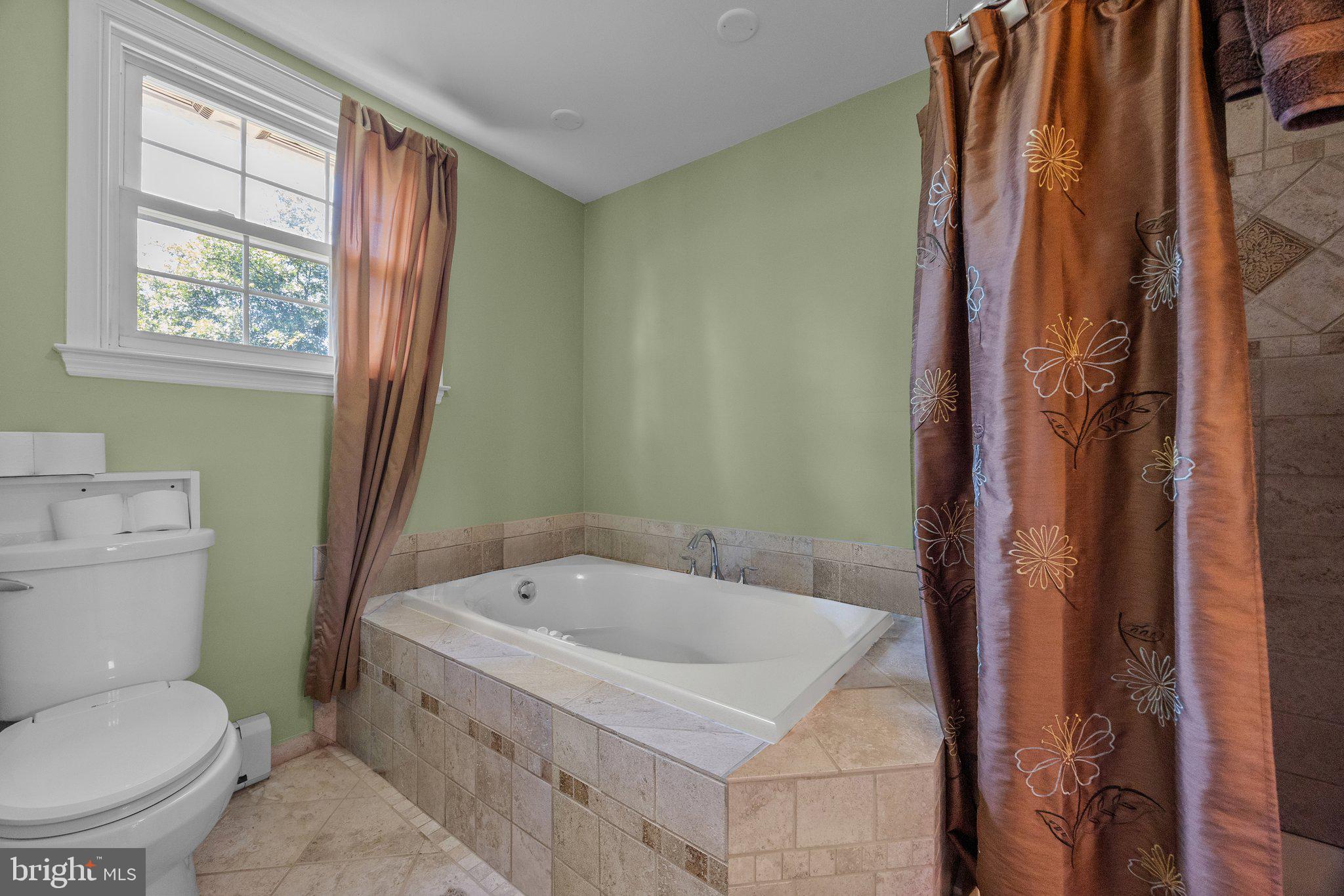 28 Edgewood Road Yardley, PA 19067 - Photo 23 of 41