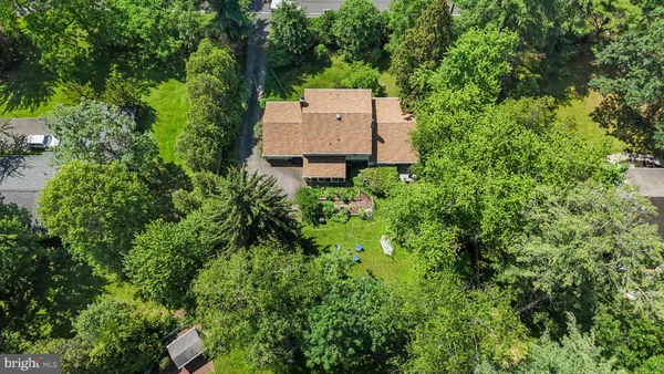 $650,000 | 28 Edgewood Road, Yardley, PA 19067