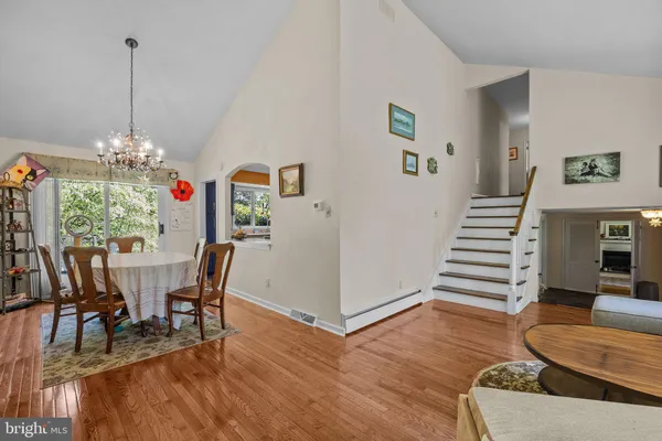 $650,000 | 28 Edgewood Road, Yardley, PA 19067