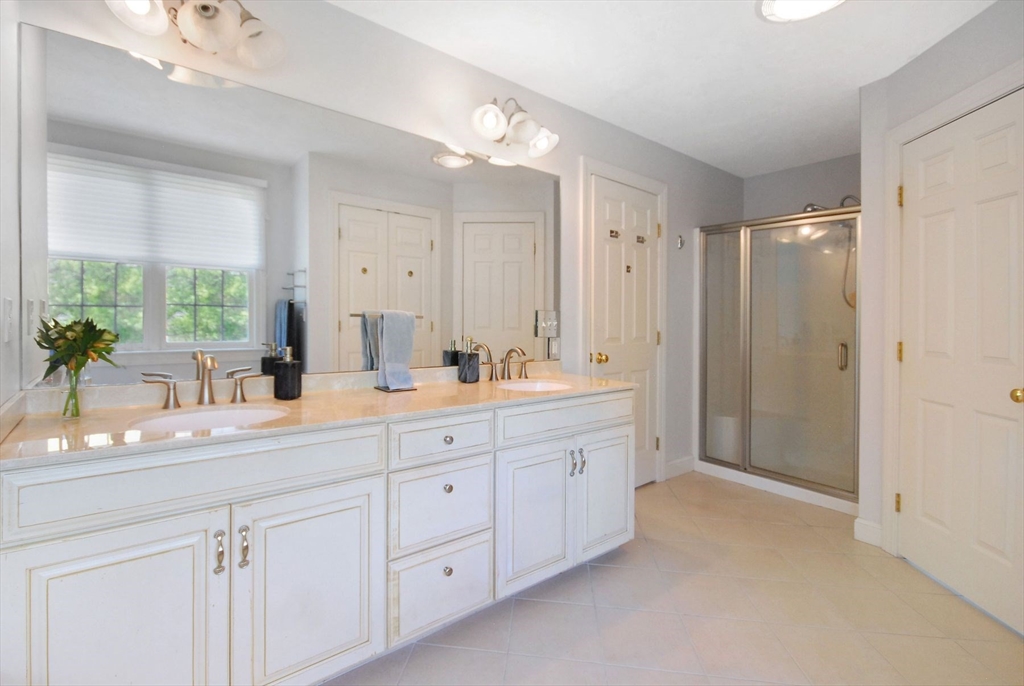 4 Lanes End Road Stow, MA 01775 - Photo 17 of 42
