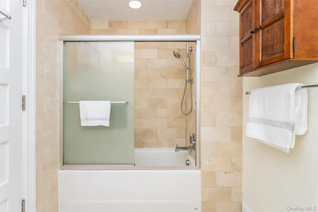 $529,000 | 225 Stanley Avenue, Unit 305, Mamaroneck, NY 10543