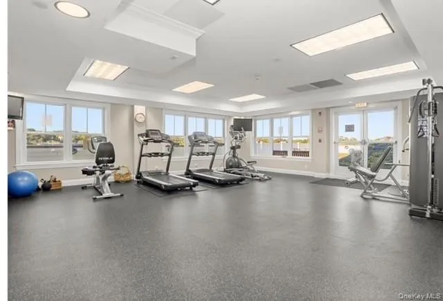 $529,000 | 225 Stanley Avenue, Unit 305, Mamaroneck, NY 10543