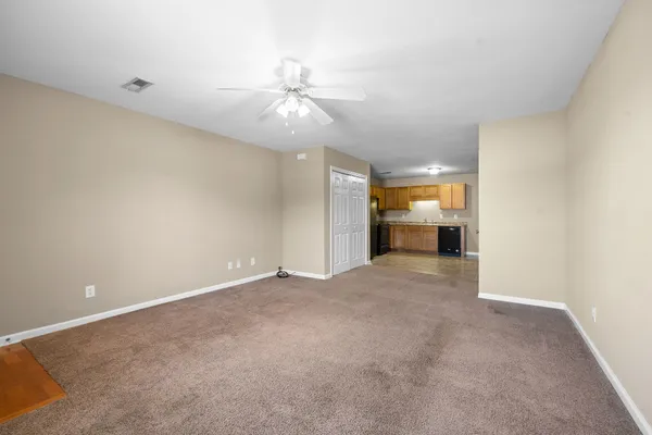 $1,050 | 508 Luxury Drive, Unit B, Clarksville, TN 37043