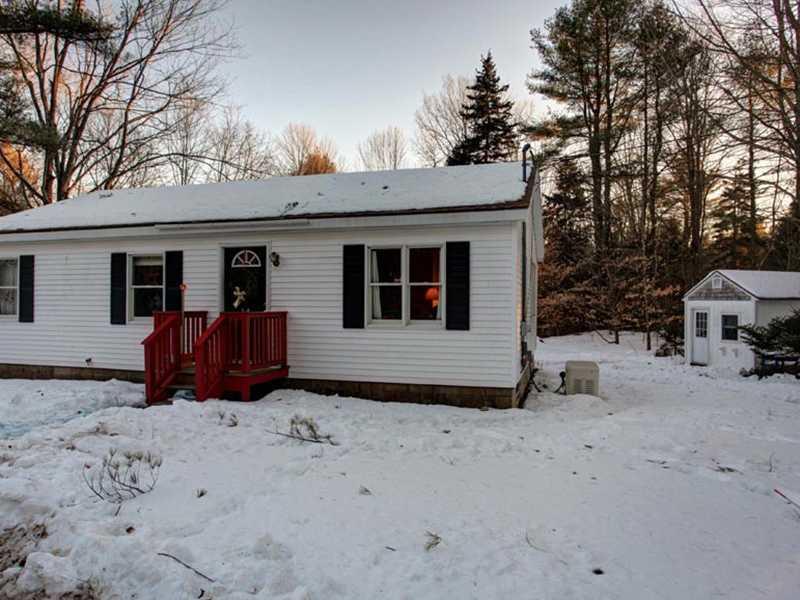 14 Prout Road Freeport, ME 04032 - Photo 3 of 32 Exterior Front.
