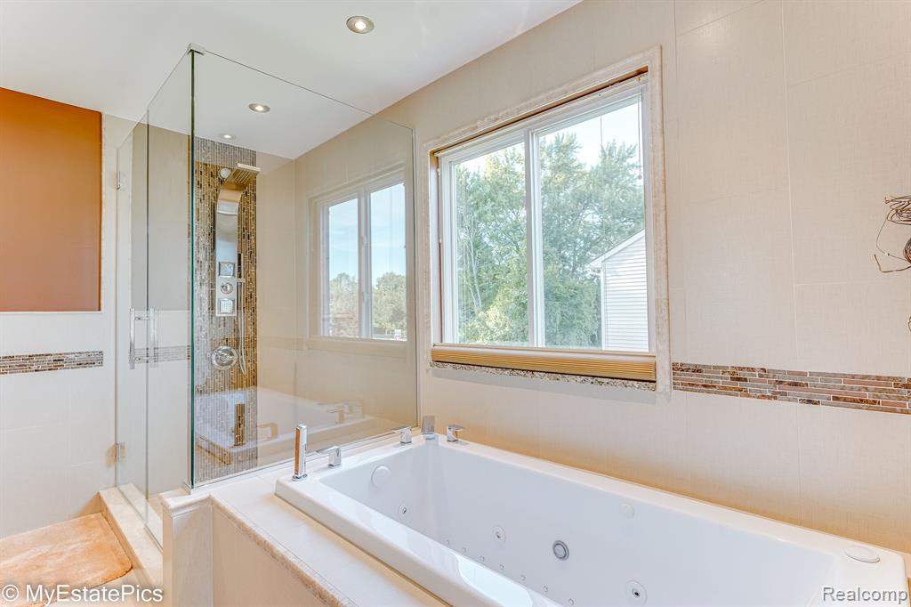 3526 Everett Drive Rochester Hills, MI 48307 - Photo 37 of 64