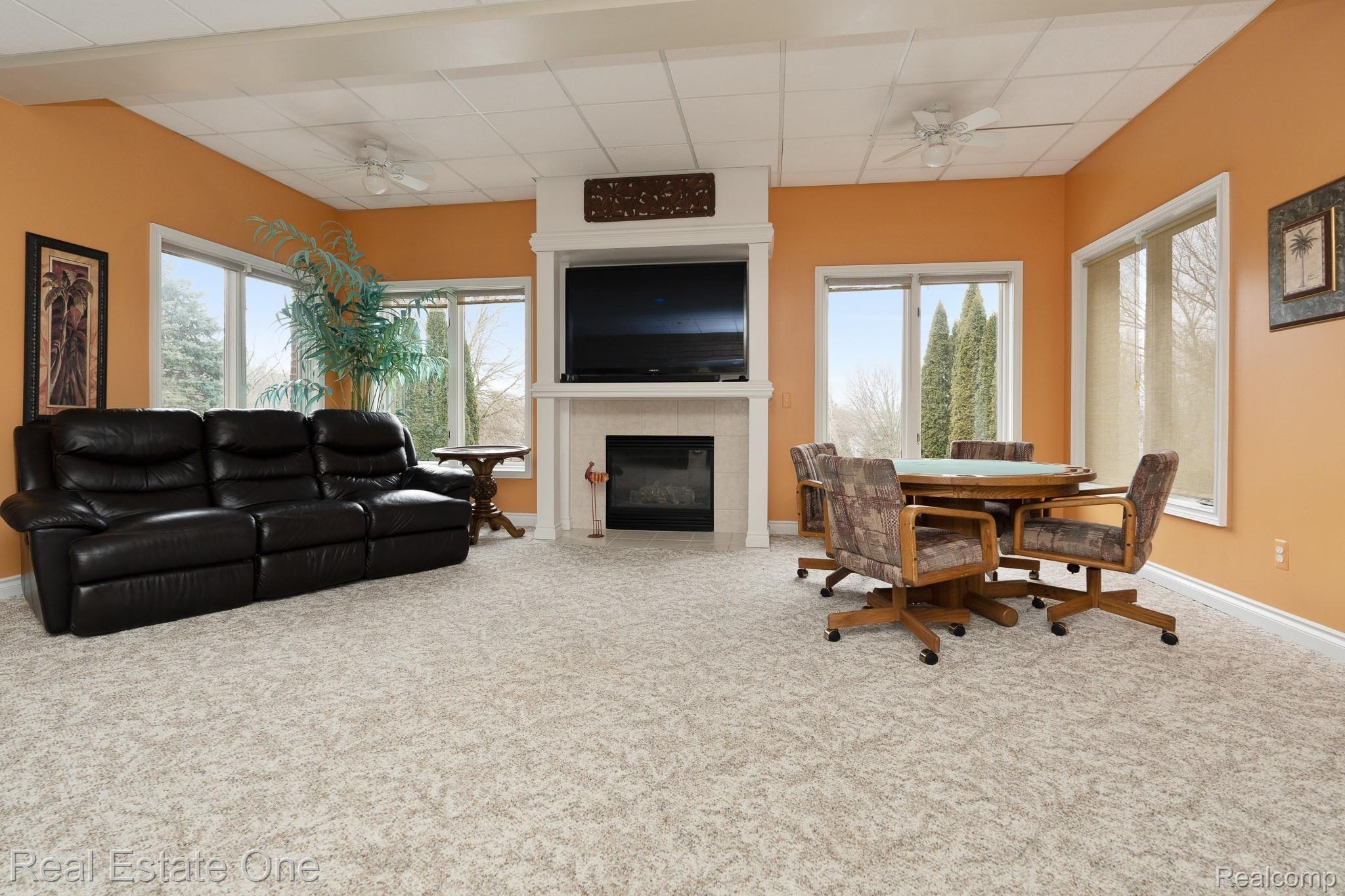 1562 Elcroft Court Rochester, MI 48307 - Photo 48 of 71 Elcroft MLS-W155.jpg