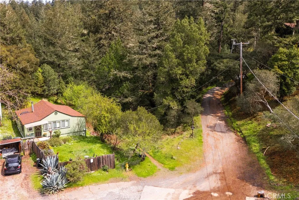 305 Resaca Forest Knolls, CA 94933 - Photo 2 of 21