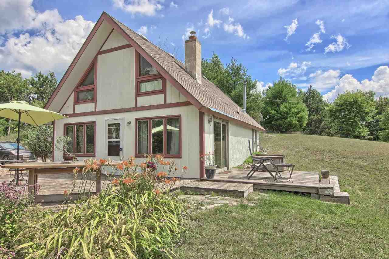 7131 East Hoxie Road Cedar, MI 49621 - Photo 1 of 20 1837042.JPG
