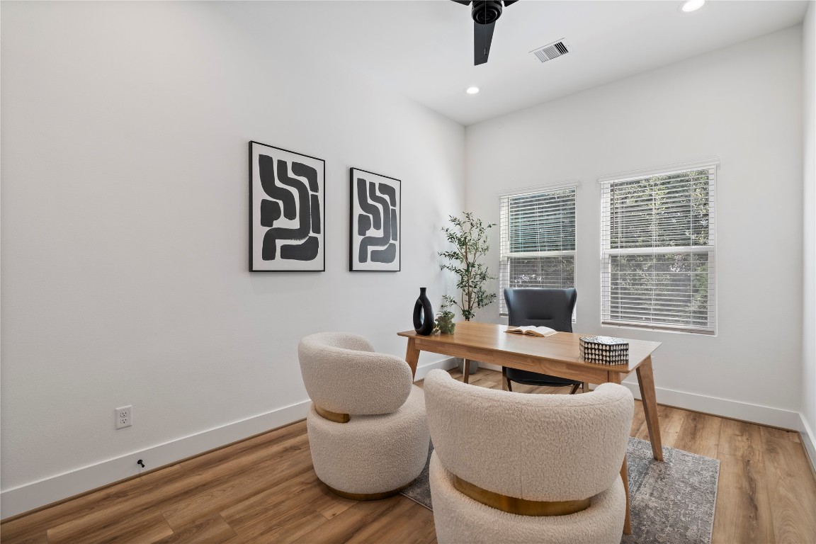 2706 Fox Street Houston, TX 77003 - Photo 26 of 39 a living room with furniture and window