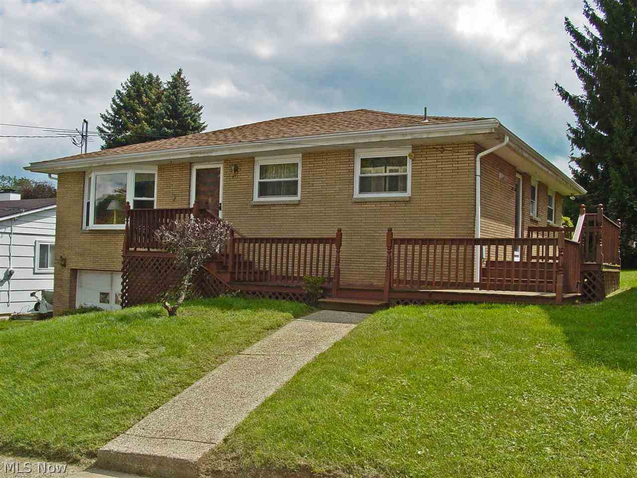 112 National Road Weirton, WV 26062 - Photo 1 of 9