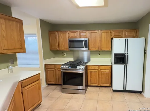 $1,950 | 8642 Quail Whisper, San Antonio, TX 78250