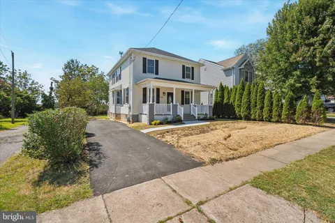 $599,000 | 2604 Cynwyd Avenue, Broomall, PA 19008