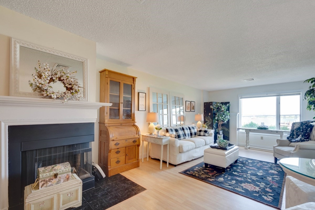 700 Shore Drive, Unit 3303 Fall River, MA 02721 - Photo 5 of 25