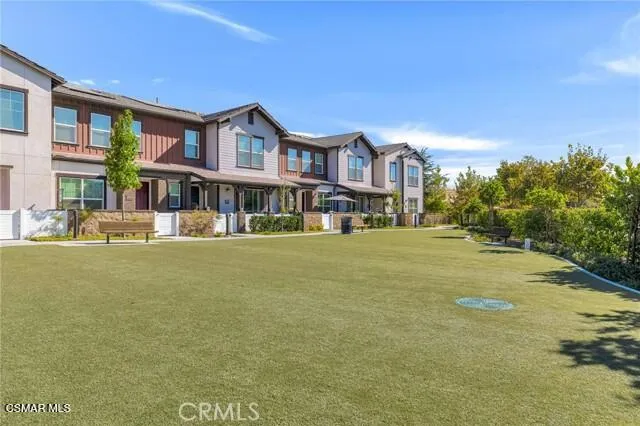 $3,900 | 215 Red Brick Drive, Unit 5, Simi Valley, CA 93065