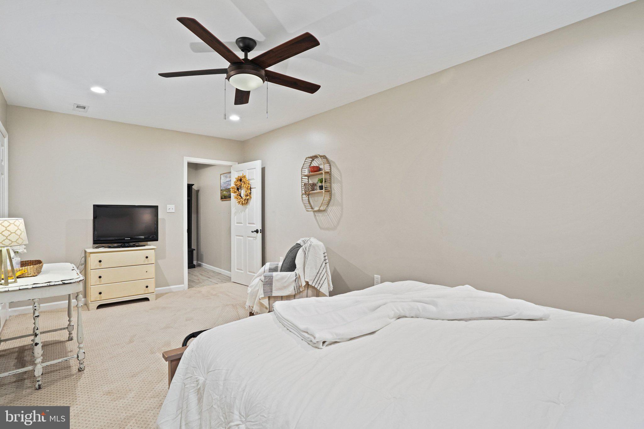 20409 Peach Tree Road Dickerson, MD 20842 - Photo 47 of 66