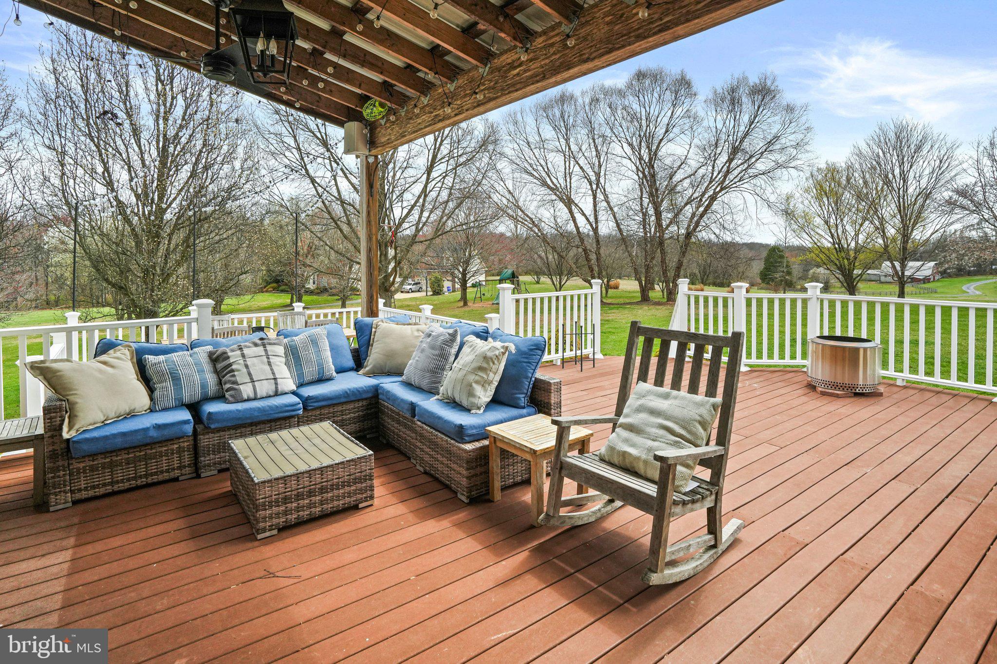 20409 Peach Tree Road Dickerson, MD 20842 - Photo 55 of 66 Deck