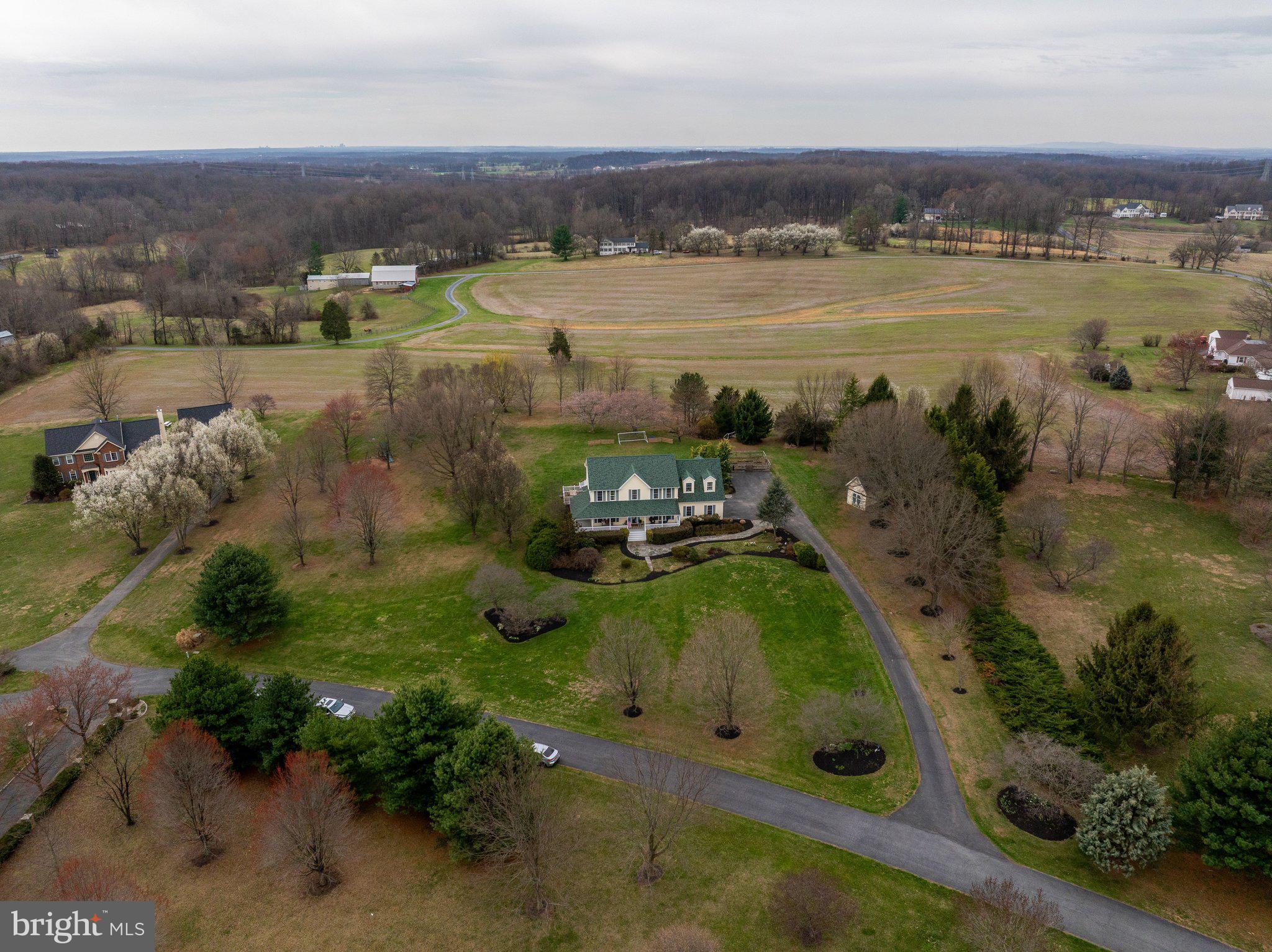 20409 Peach Tree Road Dickerson, MD 20842 - Photo 8 of 66