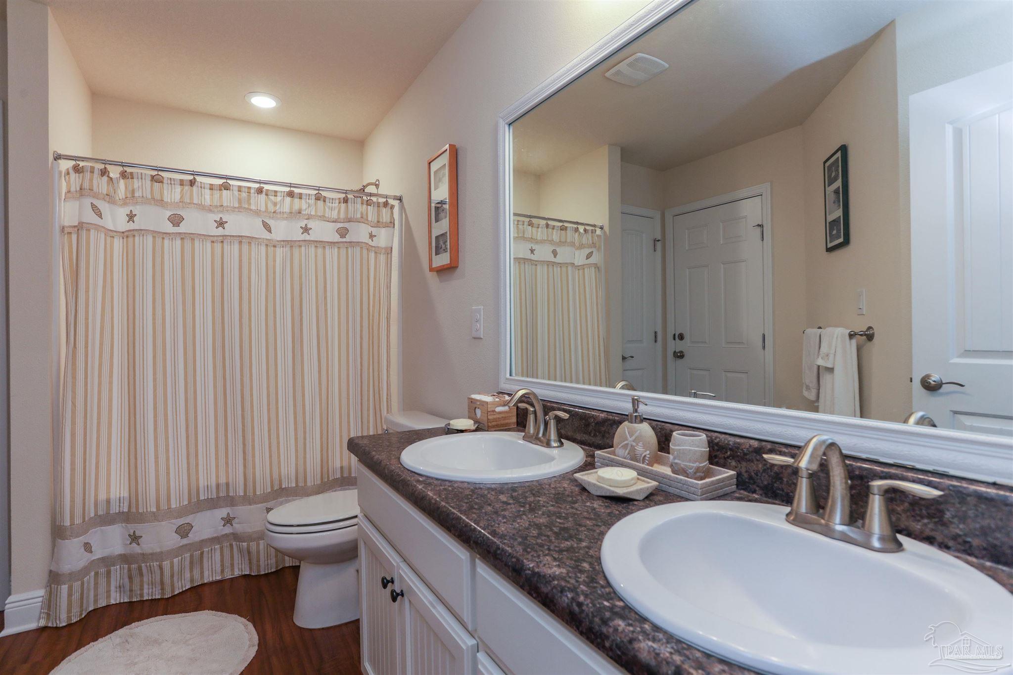 16779 Innerarity Point Road Pensacola, FL 32507 - Photo 33 of 48 Gallery Image 33