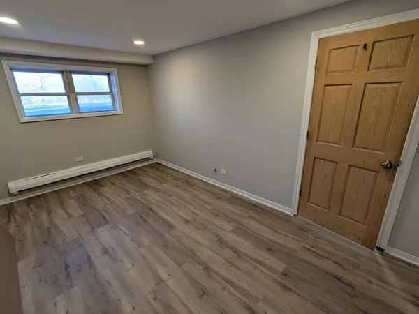 $1,600 | 28600 West Grass Lake Road, Unit 1B, Fox Lake, IL 60020