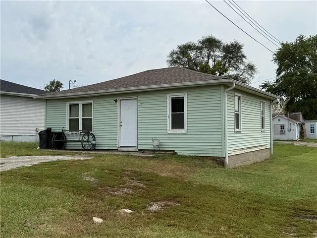 $229,000 | 1213 West Main Street, Richmond, MO 64085