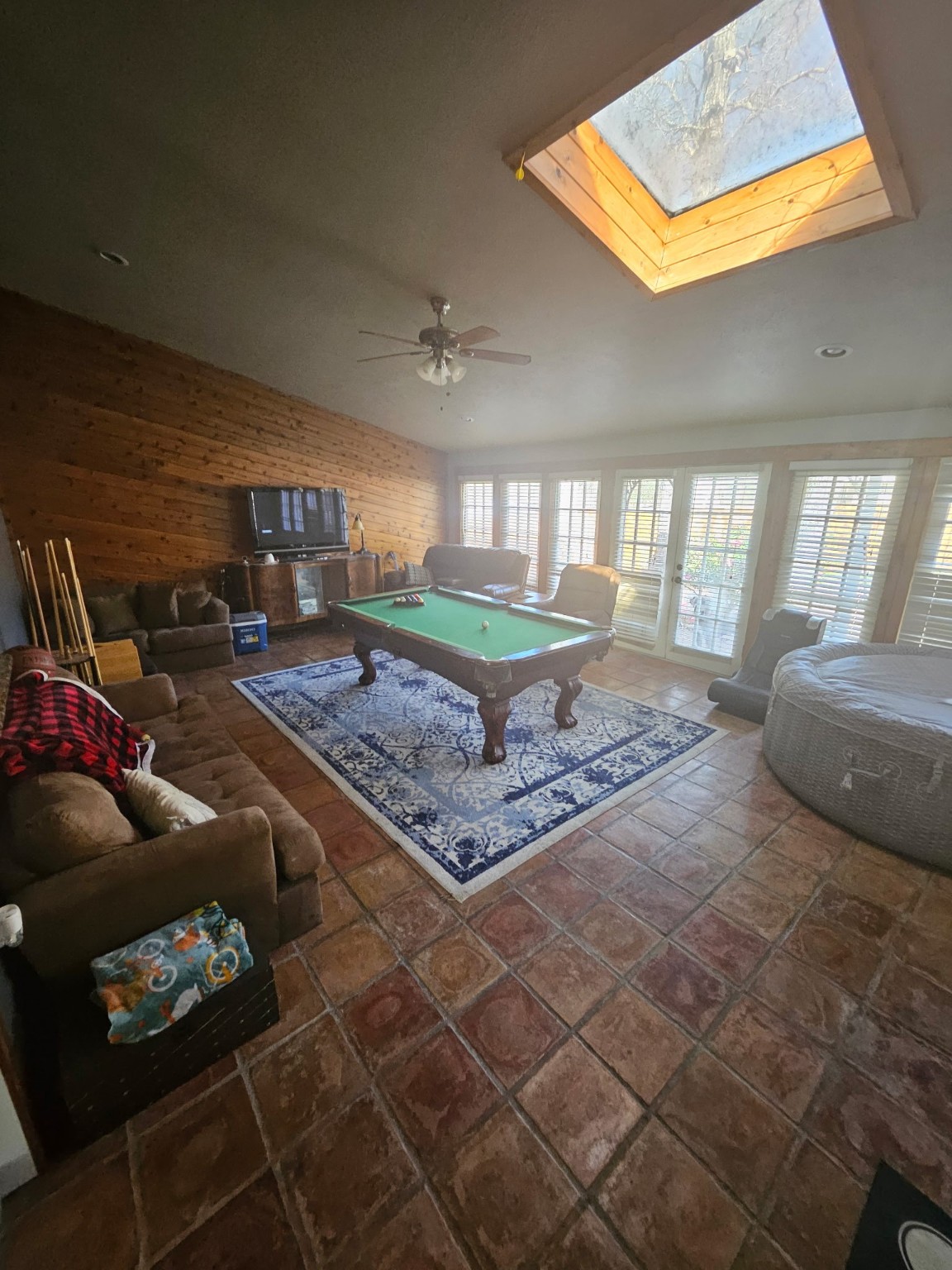 1844 Rollingwood Drive Huntsville, TX 77340 - Photo 2 of 16