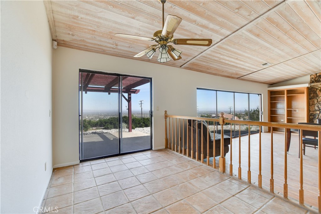 2929 Snow Line Drive Pinon Hills, CA 92372 - Photo 16 of 67