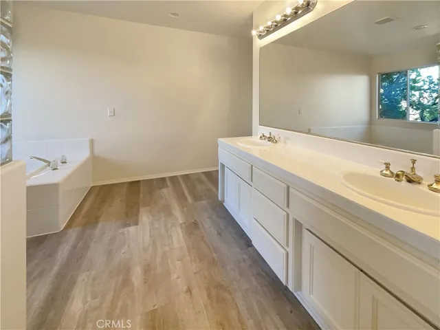 $1,383,000 | 272 Manzanita Lane, Thousand Oaks, CA 91361