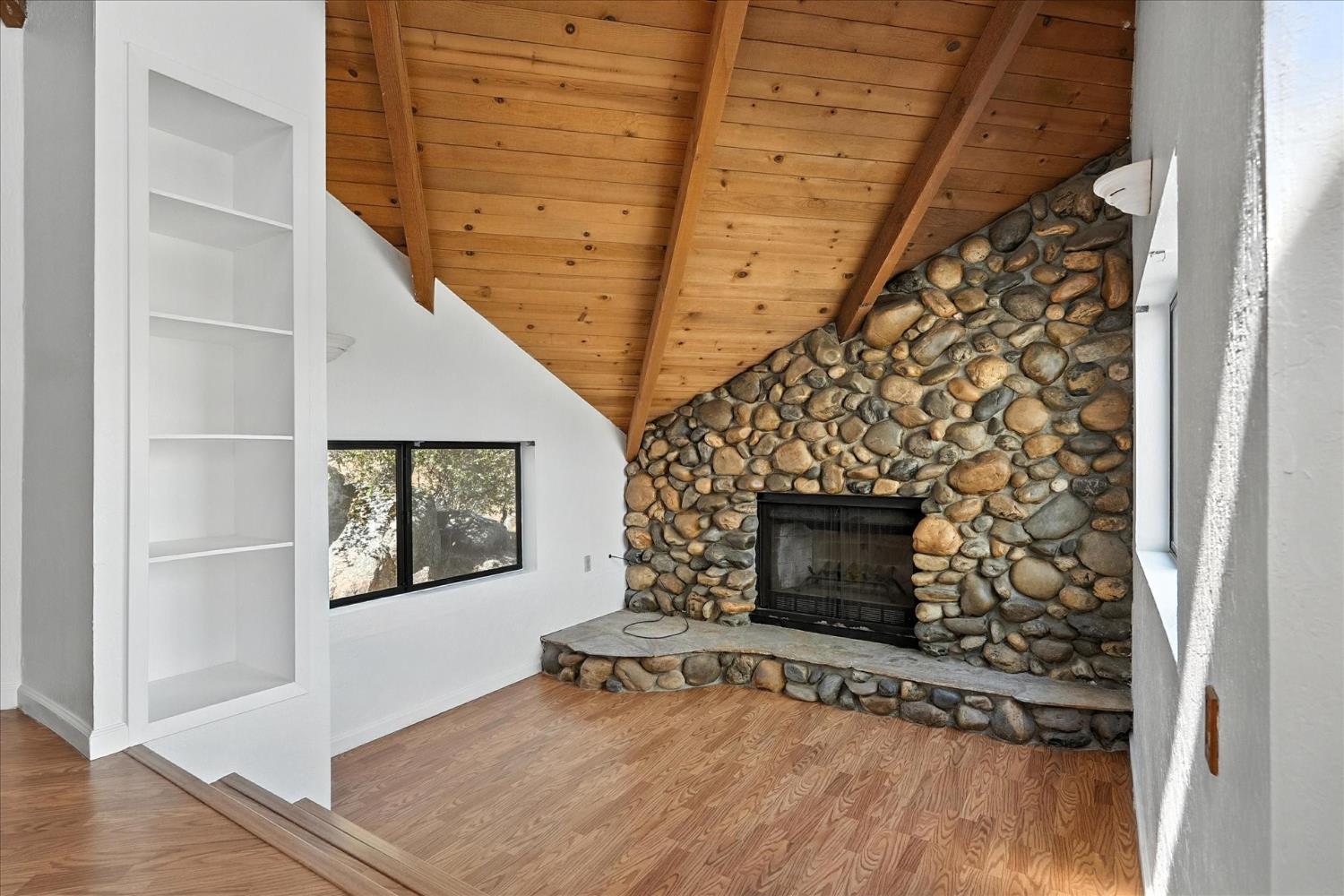 42480 Ranger Cir Way Coarsegold, CA 93614 - Photo 8 of 40