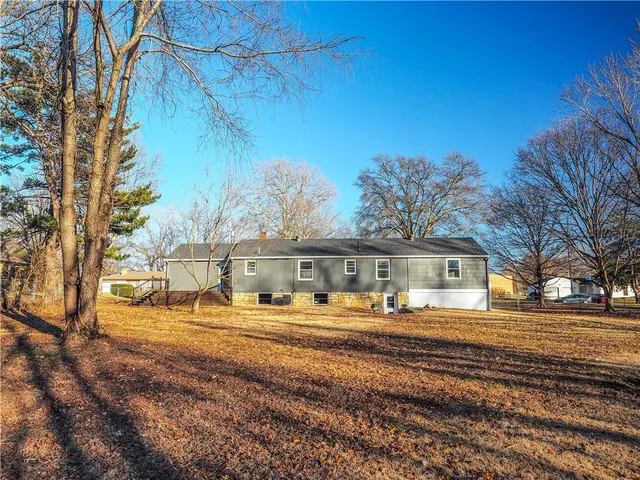 $400,000 | 7328 Hardy Street, Overland Park, KS 66204