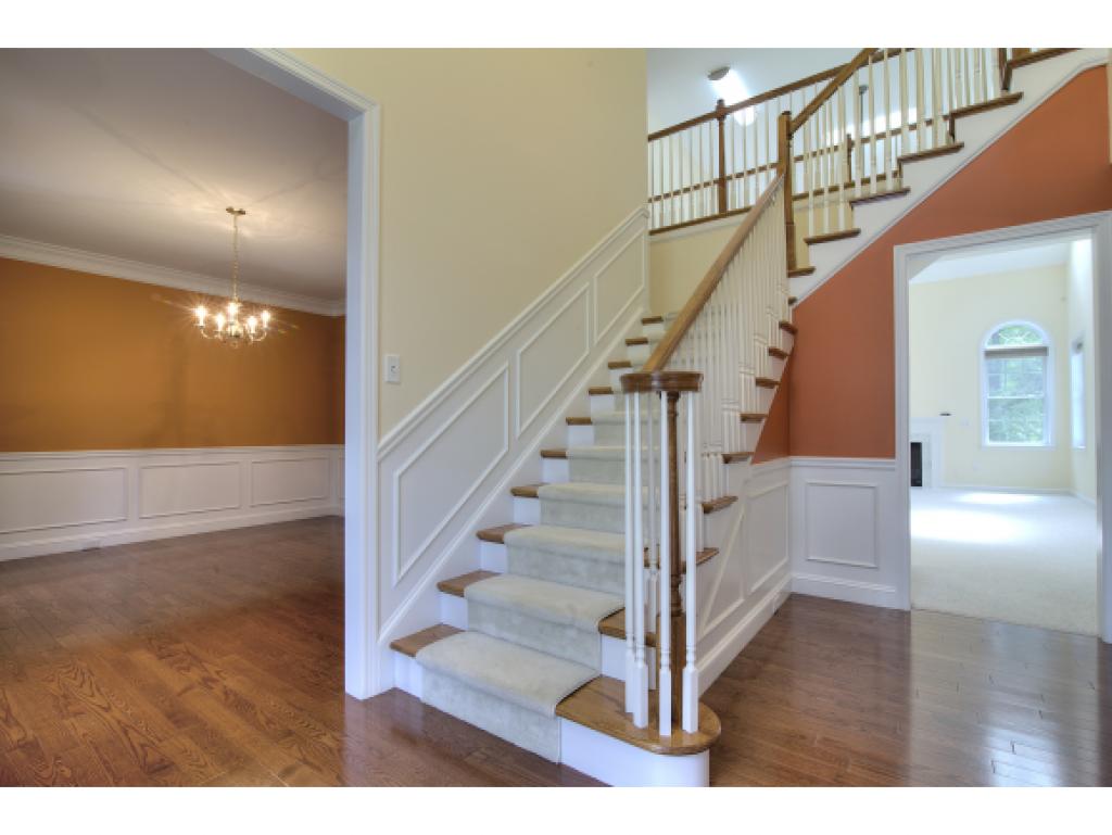 27 Pondfield Road Bedford, NH 03110 - Photo 2 of 36 Gallery Image 2