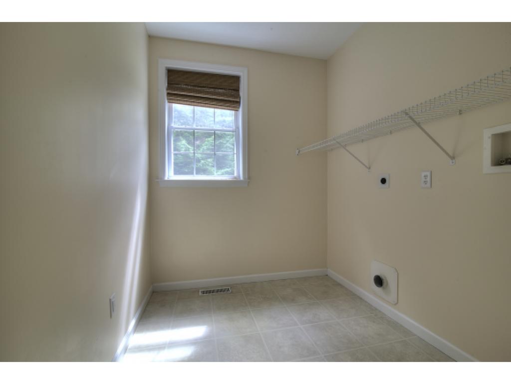 27 Pondfield Road Bedford, NH 03110 - Photo 13 of 36 Gallery Image 13