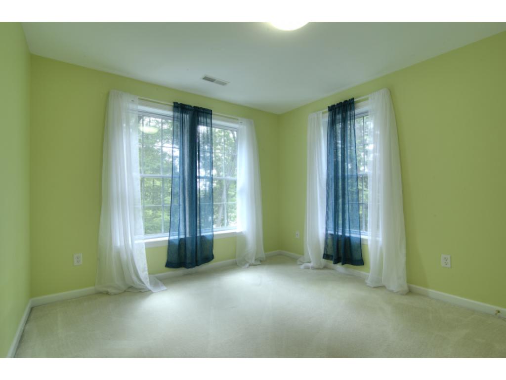 27 Pondfield Road Bedford, NH 03110 - Photo 28 of 36 Gallery Image 28