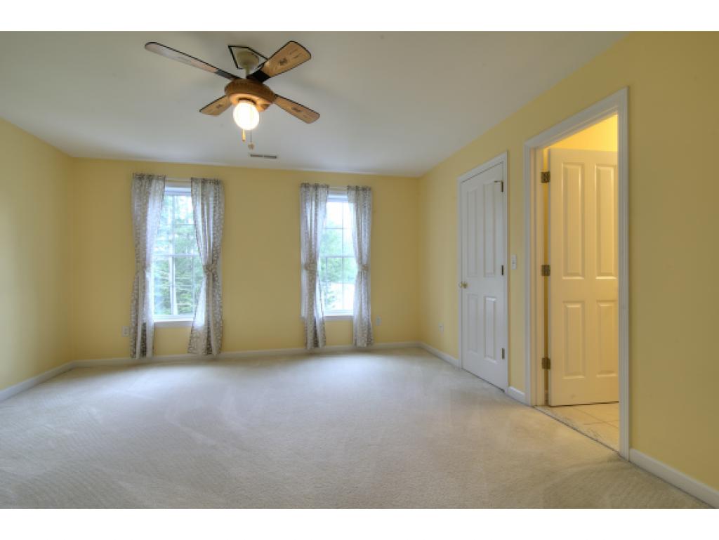 27 Pondfield Road Bedford, NH 03110 - Photo 31 of 36 Gallery Image 31