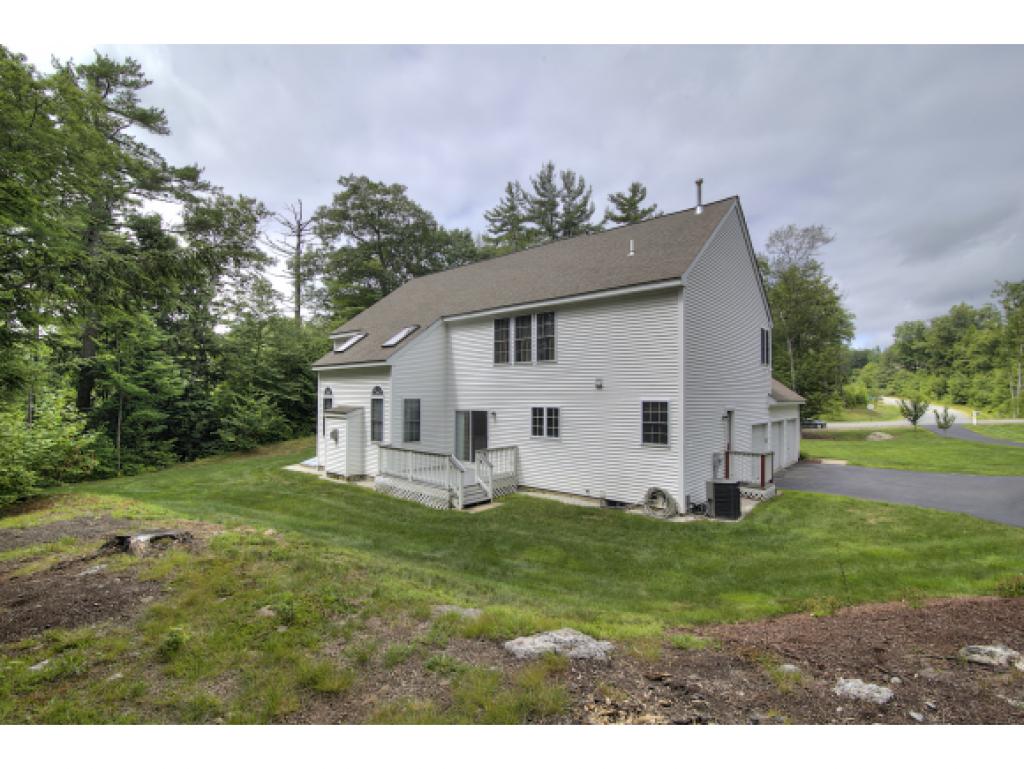 27 Pondfield Road Bedford, NH 03110 - Photo 33 of 36 Gallery Image 33