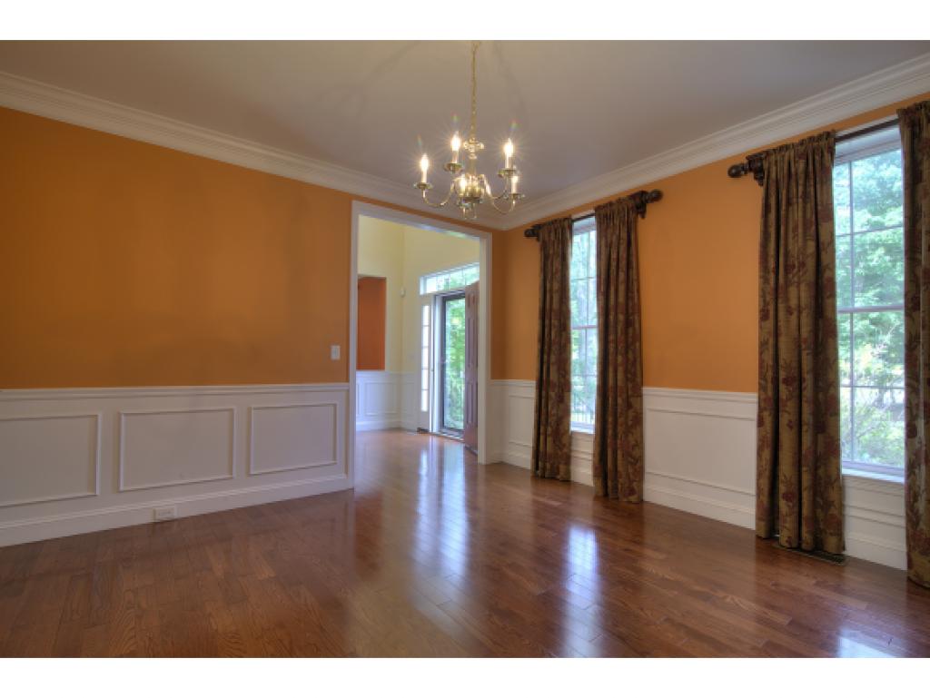 27 Pondfield Road Bedford, NH 03110 - Photo 5 of 36 Gallery Image 5