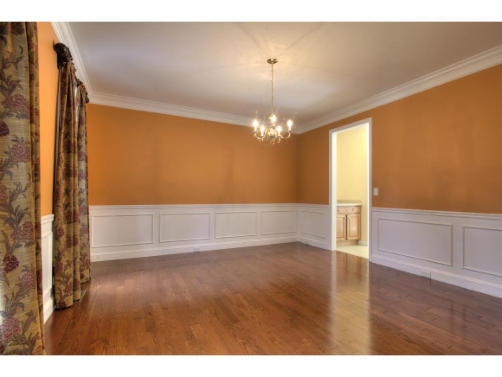27 Pondfield Road Bedford, NH 03110 - Photo 6 of 36 Gallery Image 6