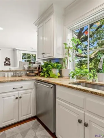 $8,500 | 3147 East Lakeshore Drive, Baton Rouge, LA 70808