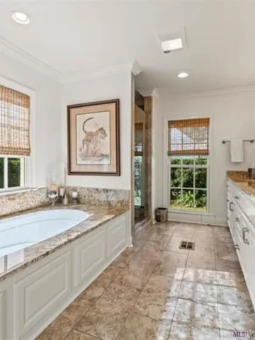 $8,500 | 3147 East Lakeshore Drive, Baton Rouge, LA 70808