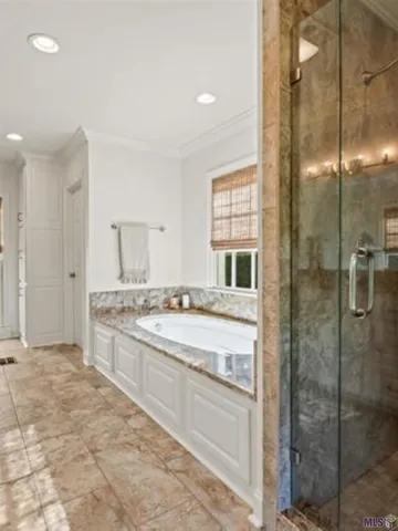 $8,500 | 3147 East Lakeshore Drive, Baton Rouge, LA 70808