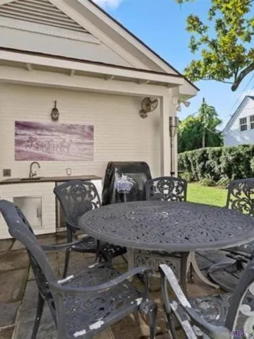 $8,500 | 3147 East Lakeshore Drive, Baton Rouge, LA 70808