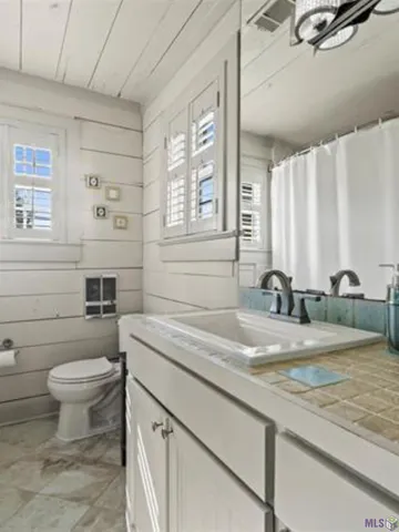 $8,500 | 3147 East Lakeshore Drive, Baton Rouge, LA 70808