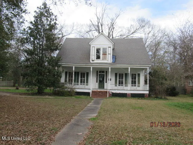 $79,900 | 402 West Georgetown Street, Crystal Springs, MS 39059