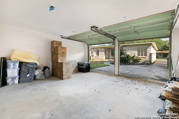 $1,895 | 534 Cosgrove Street, San Antonio, TX 78210