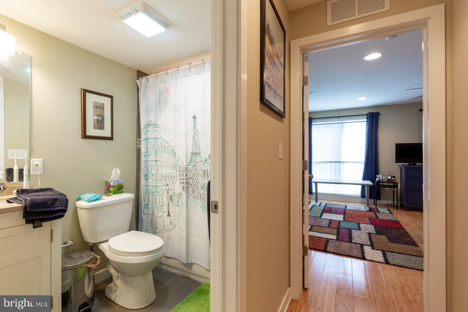 1724 Ridge Avenue, Unit 2 Philadelphia, PA 19130 - Photo 14 of 26