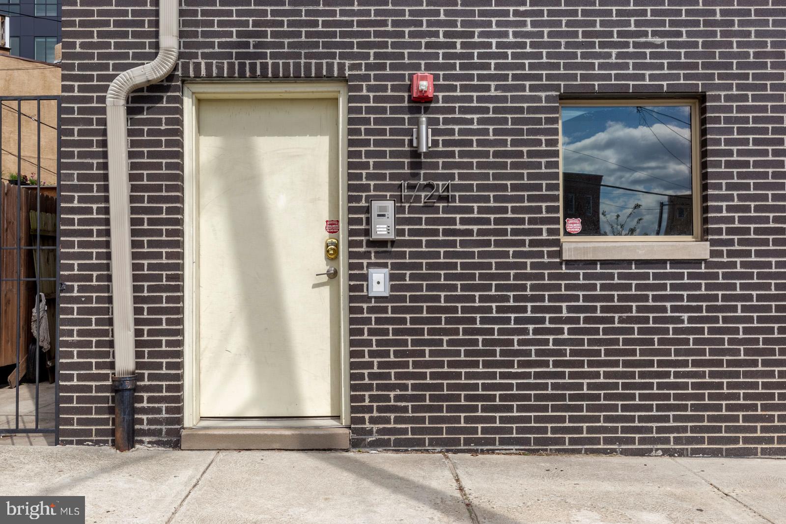 1724 Ridge Avenue, Unit 2 Philadelphia, PA 19130 - Photo 24 of 26