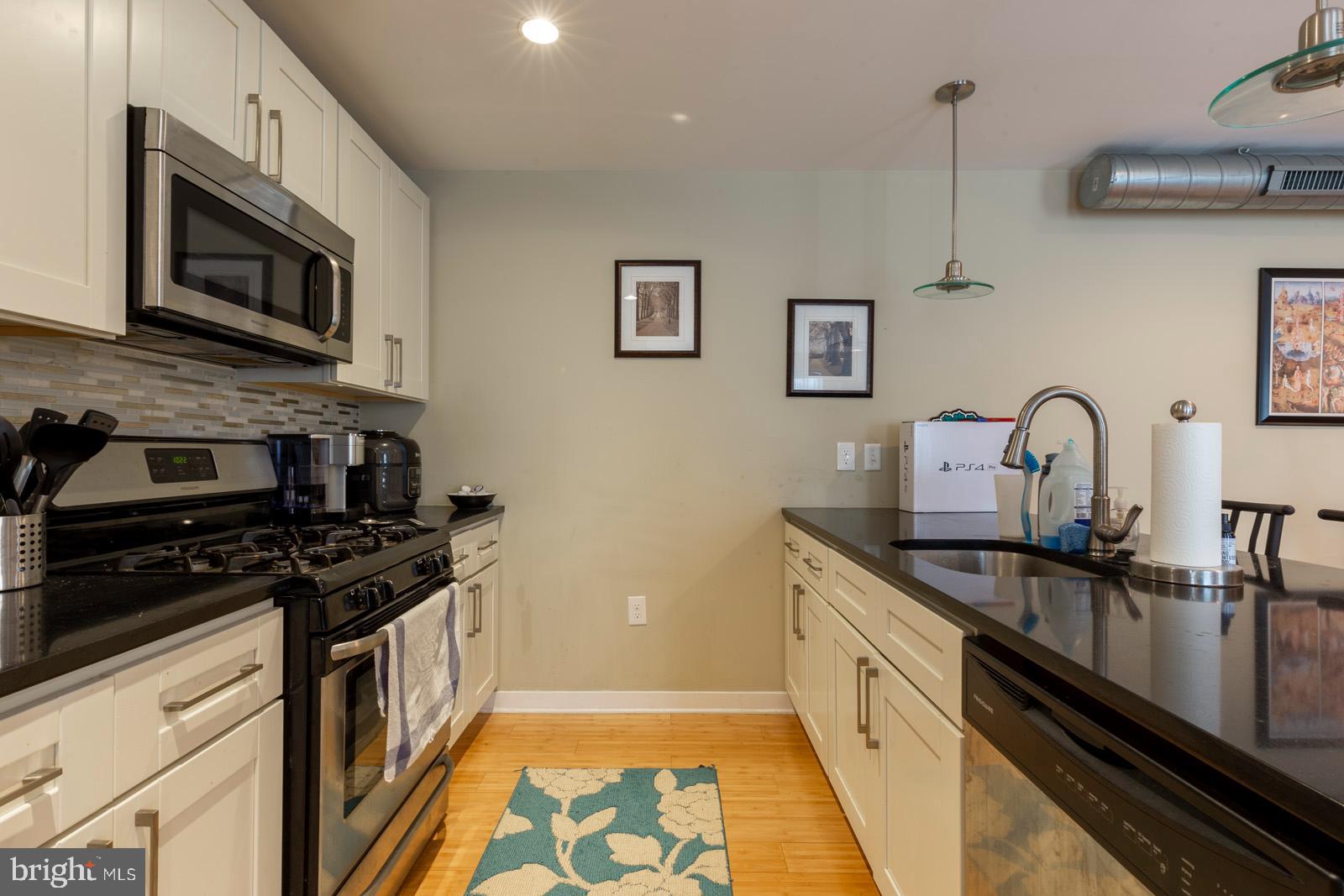 1724 Ridge Avenue, Unit 2 Philadelphia, PA 19130 - Photo 5 of 26