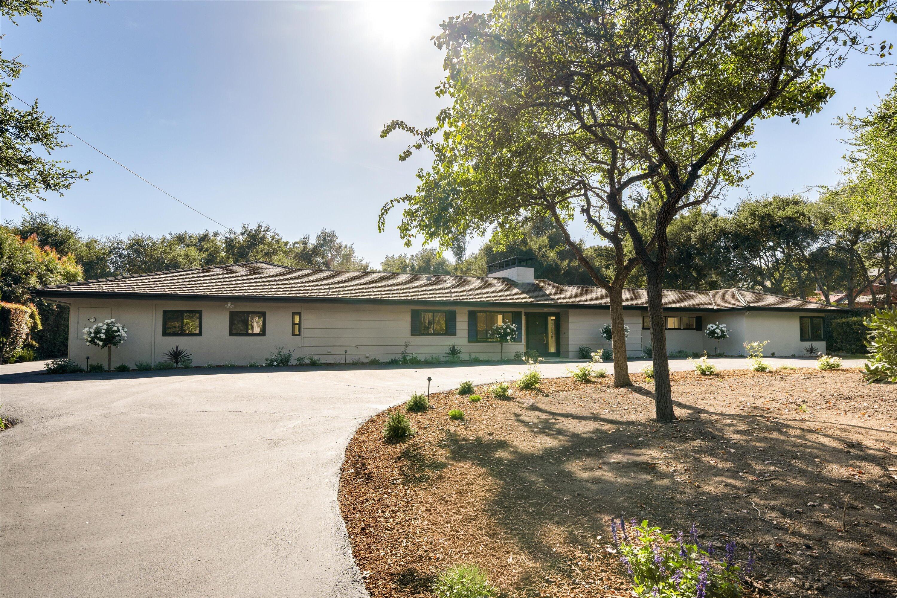 579 Hot Springs Road Montecito, CA 93108 - Photo 3 of 28 Ranch House