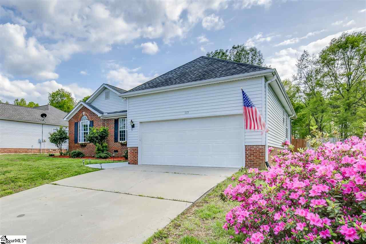 113 Flagstar Court Fountain Inn, SC 29644 - Photo 2 of 36 Gallery Image 2
