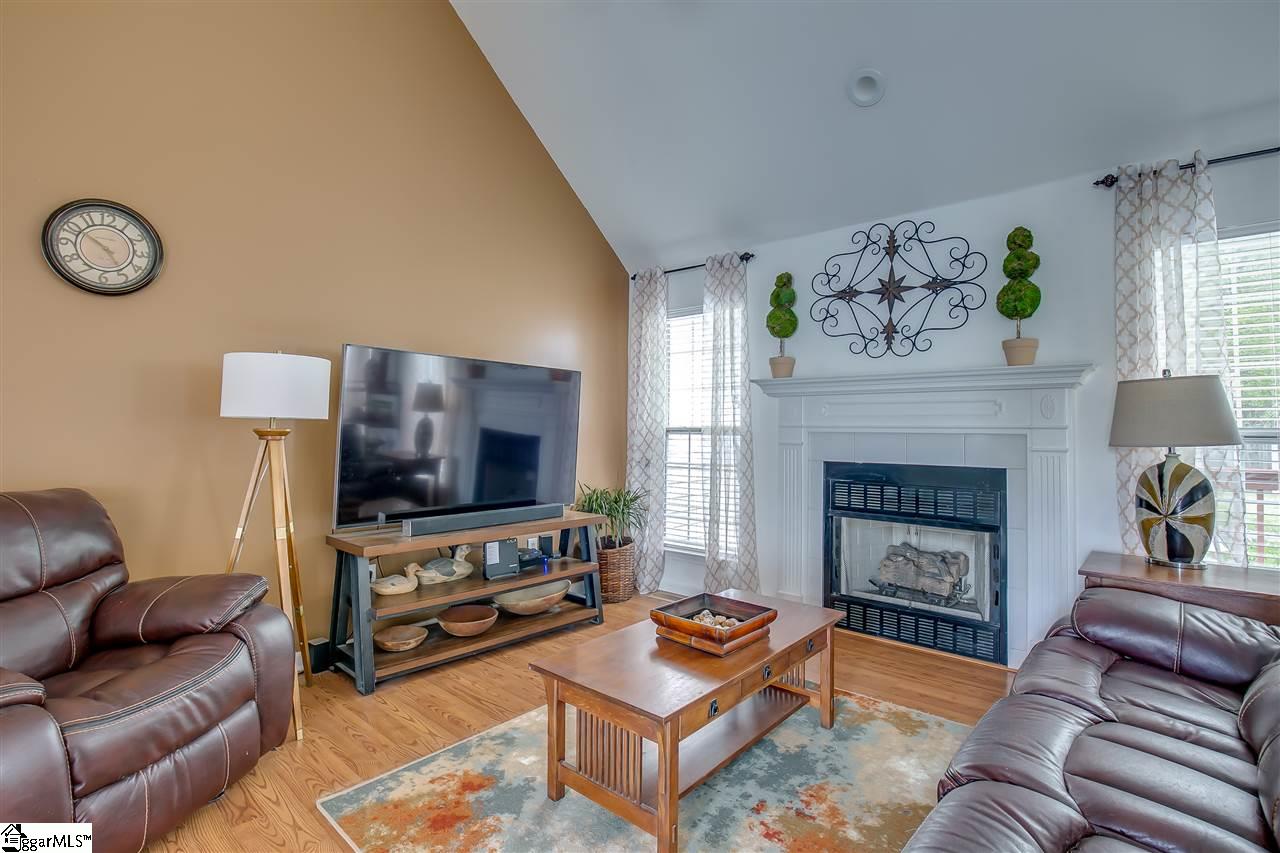 113 Flagstar Court Fountain Inn, SC 29644 - Photo 4 of 36 Gallery Image 4