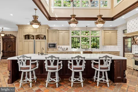 $3,000,000 | 205 East Central Avenue, Moorestown, NJ 08057